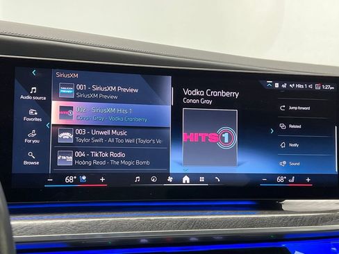 Certified 2024 BMW 760i xDrive w/ Premium Package 2 image 14