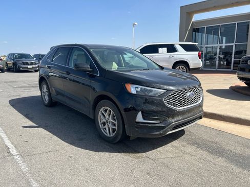 Used 2024 Ford Edge SEL AWD/4WD image 3