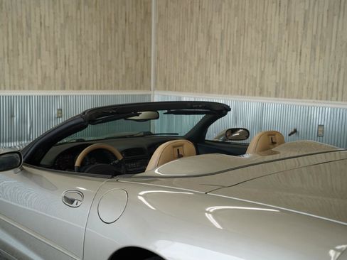 Used 2002 Chevrolet Corvette Convertible w/ Preferred Equipment Group2 RWD image 14