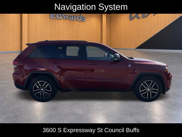 Used 2018 Jeep Grand Cherokee Trailhawk w/ Trailhawk Luxury Group AWD/4WD image 5