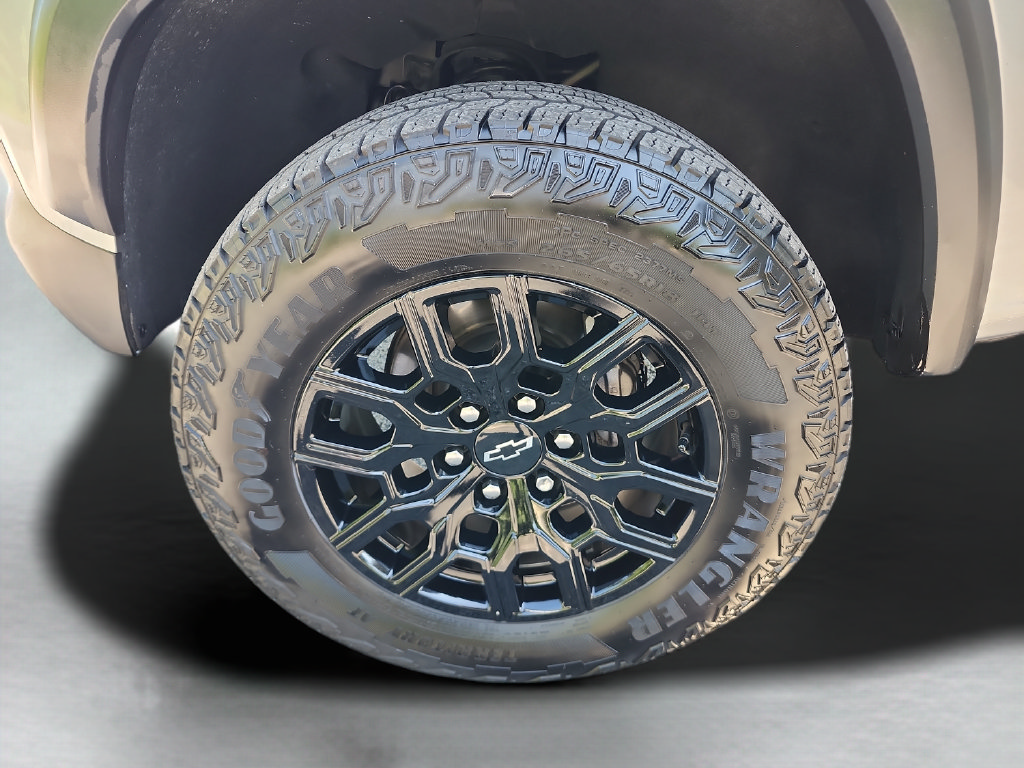 Used 2026 Chevrolet Colorado Trail Boss AWD/4WD image 35
