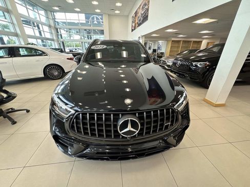 Used 2024 Mercedes-Benz GLC 43 AMG 4MATIC image 2