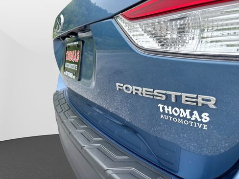 Used 2021 Subaru Forester Premium AWD/4WD image 35