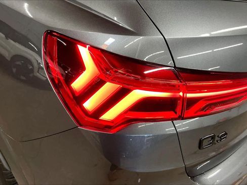 Used 2025 Audi Q3 2.0T Premium Plus w/ Premium Plus Package image 31