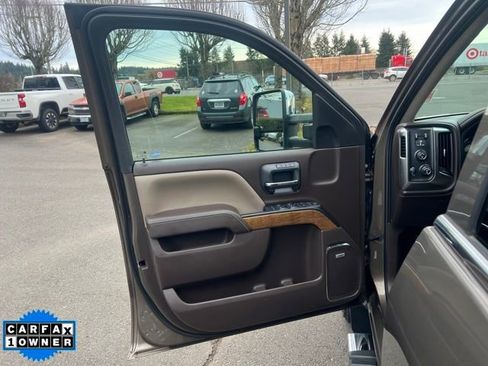 Used 2015 Chevrolet Silverado 1500 LTZ w/ LTZ Plus Package image 13