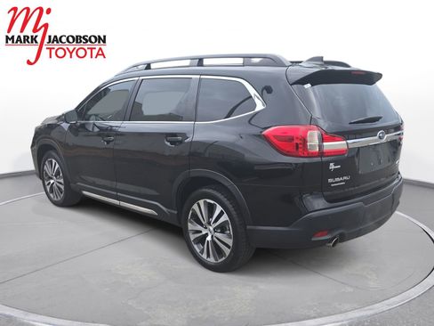 Used 2022 Subaru Ascent Limited image 13