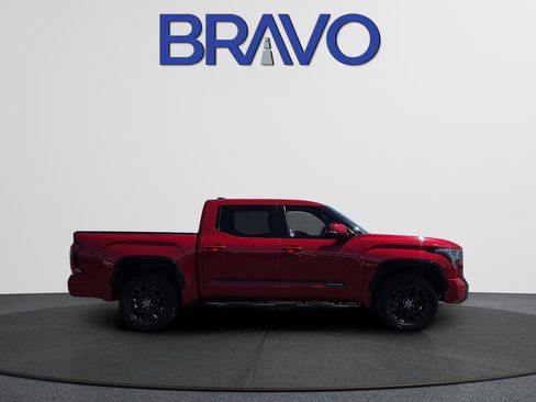 Used 2022 Toyota Tundra Platinum AWD/4WD image 3