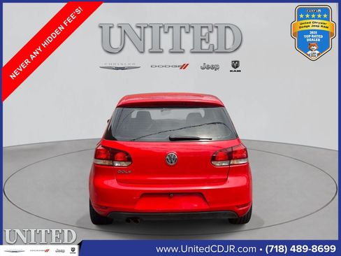 Used 2012 Volkswagen Golf 4-Door FWD image 4