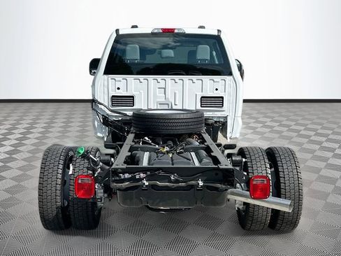 New 2025 Ford F550 2WD Crew Cab Super Duty image 5