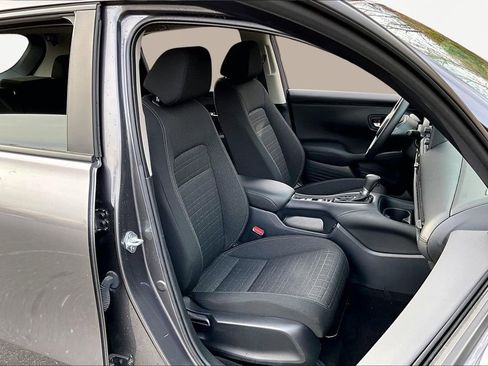 Certified 2025 Honda HR-V LX image 19