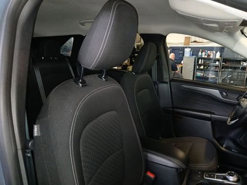 Certified 2023 Ford Escape Active AWD/4WD image 50