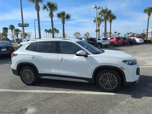 New 2026 Volkswagen Tiguan S image 2