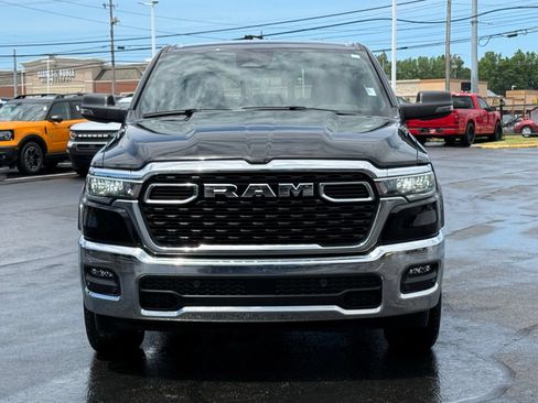 Used 2025 RAM 1500 Big Horn AWD/4WD image 9