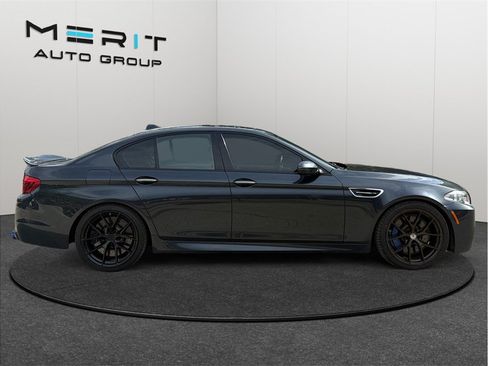 Used 2014 BMW M5 RWD image 10