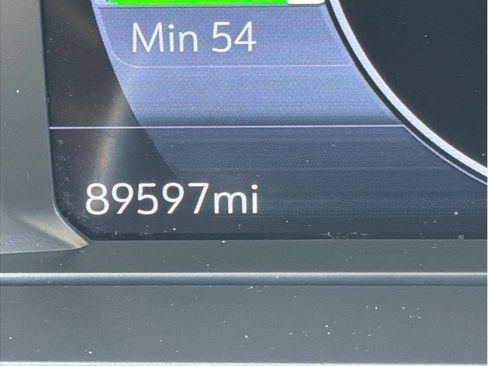 Used 2023 Chevrolet Bolt EUV LT w/ Driver Confidence Package FWD image 10