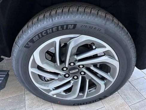 New 2026 Lincoln Navigator L Reserve AWD/4WD image 32