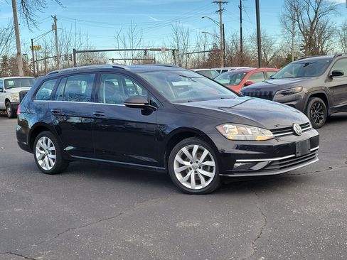Used 2018 Volkswagen Golf SEL FWD image 31