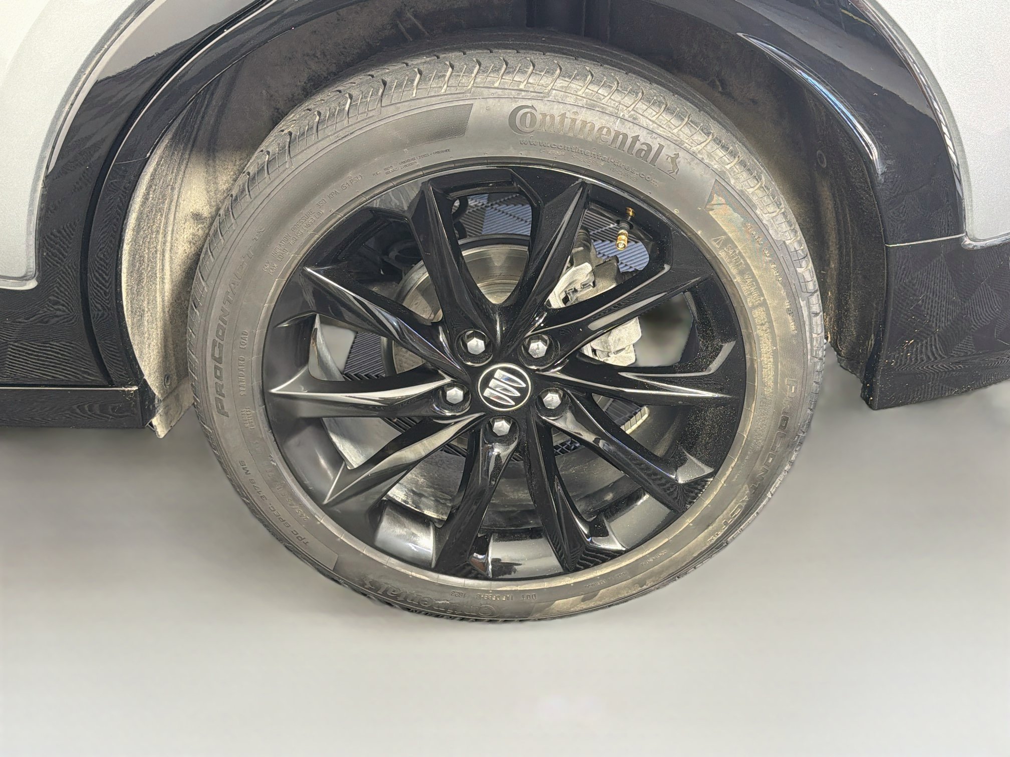 Used 2024 Buick Encore GX Sport Touring w/ Experience Buick Package FWD image 11