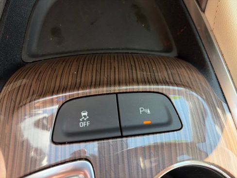 Used 2024 Chevrolet Malibu LT FWD image 38