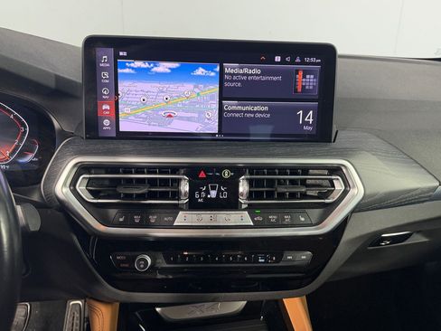 Certified 2024 BMW X4 xDrive30i w/ Premium Package AWD/4WD image 24