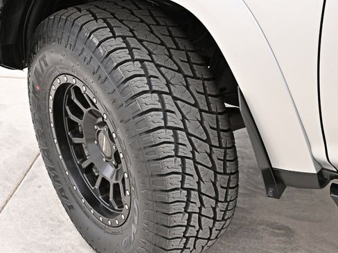 Used 2015 Toyota 4Runner SR5 RWD image 37
