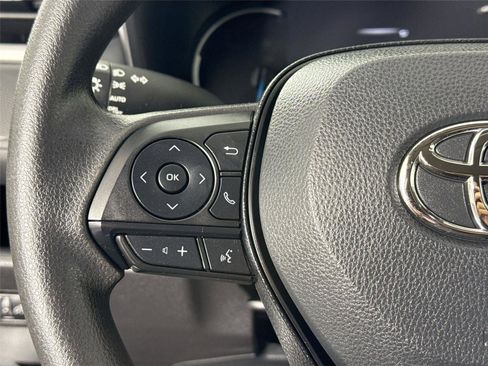 Certified 2025 Toyota RAV4 XLE image 4