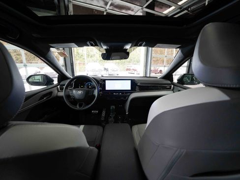 Certified 2025 Toyota Camry SE w/ Multimedia Upgrade Package image 20