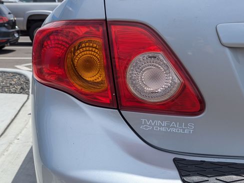 Used 2010 Toyota Corolla FWD image 38