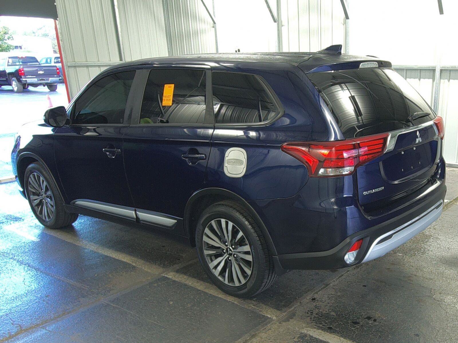 Used 2020 Mitsubishi Outlander FWD image 6