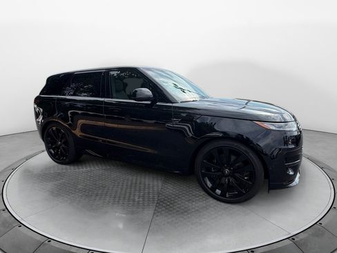 Used 2025 Land Rover Range Rover Sport Dynamic SE AWD/4WD image 3
