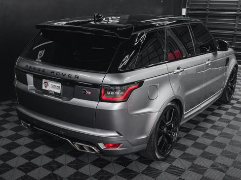 Used 2020 Land Rover Range Rover Sport SVR image 18