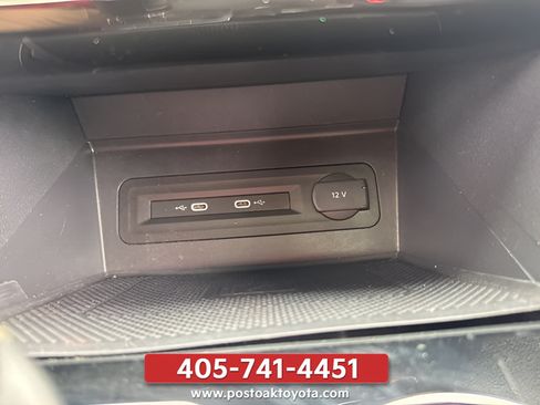 Used 2023 Volkswagen Atlas Cross Sport SE FWD image 29