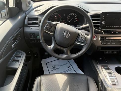 Certified 2024 Honda Ridgeline RTL image 35