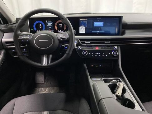 New 2025 Hyundai Sonata SEL image 5