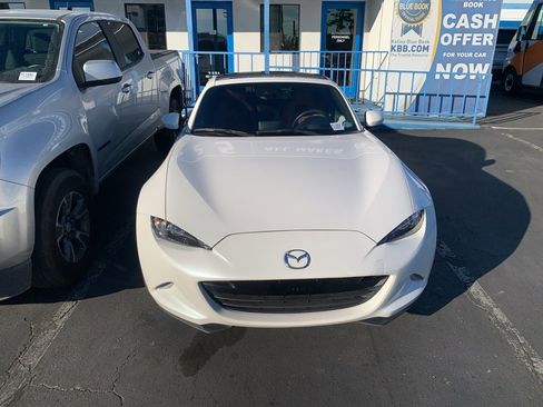 Used 2023 MAZDA MX-5 Miata Grand Touring image 3