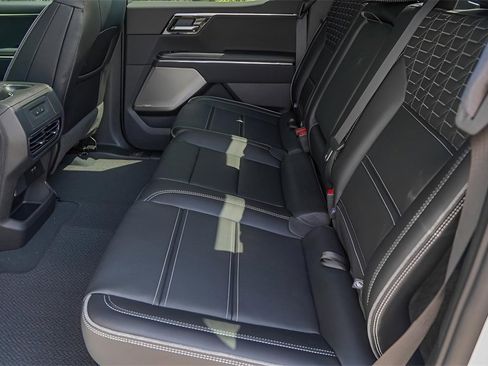 New 2025 GMC Sierra EV Denali image 19