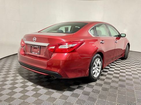 Used 2016 Nissan Altima 2.5 S w/ Power Driver Seat Package FWD image 13