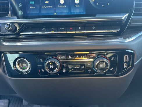 Used 2024 Chevrolet Silverado 1500 LT Trail Boss image 20