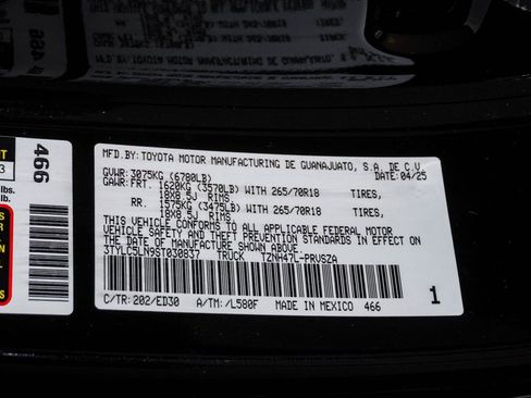 Used 2025 Toyota Tacoma TRD Pro image 36