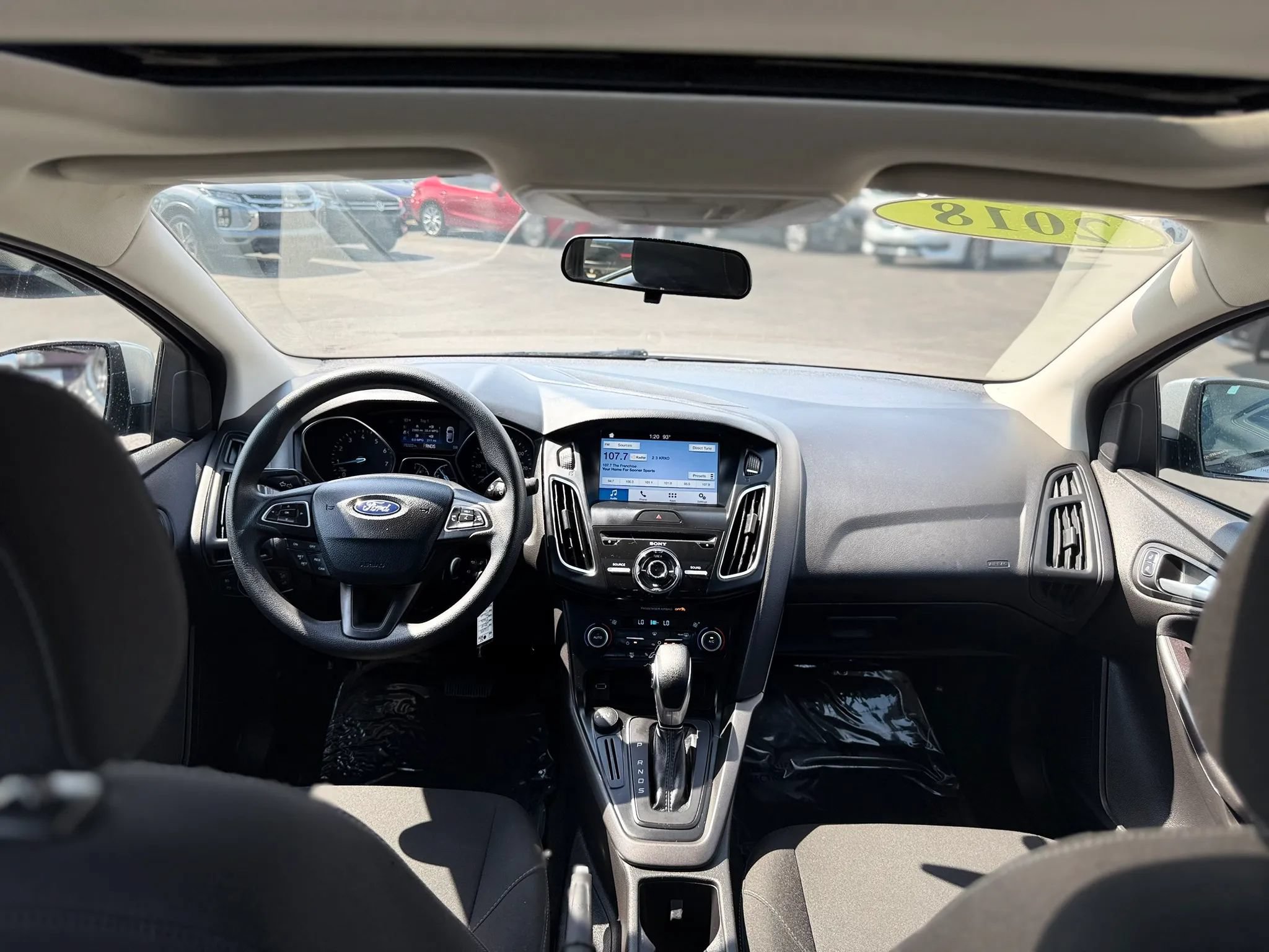 Used 2018 Ford Focus SEL FWD image 21
