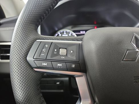 New 2026 Mitsubishi Outlander SE AWD/4WD image 15