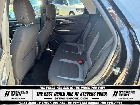 Used 2023 Chevrolet TrailBlazer LT FWD image 29