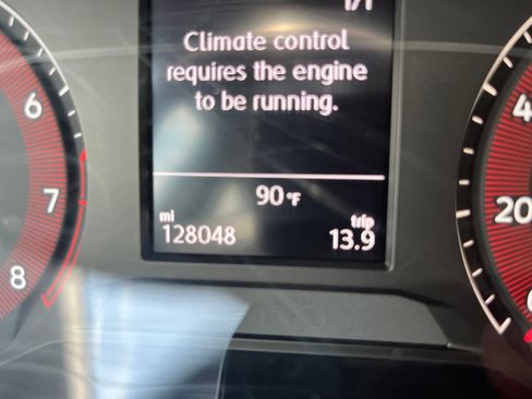 Used 2019 Volkswagen Jetta R-Line w/ R-Line Cold Weather Package FWD image 20