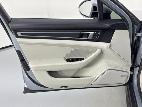 Used 2023 Porsche Panamera Platinum Edition RWD image 45