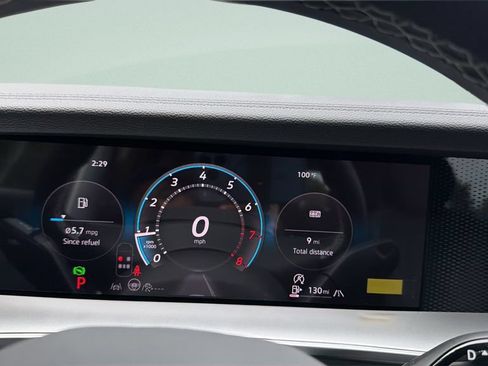 New 2026 Volkswagen Tiguan SE AWD/4WD image 31
