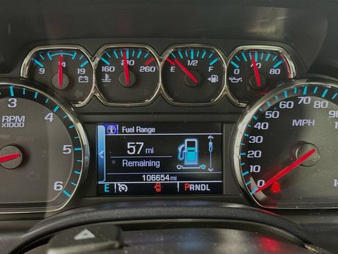 Used 2018 Chevrolet Silverado 1500 LT w/ All Star Edition AWD/4WD image 14