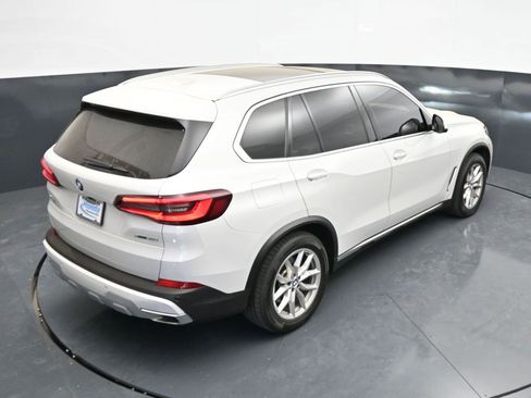 Used 2023 BMW X5 xDrive40i w/ Premium Package AWD/4WD image 24