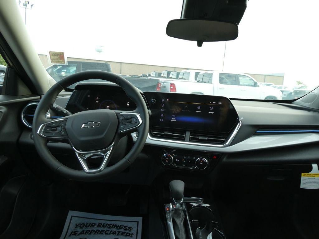New 2026 Chevrolet Trax LT w/ Driver Confidence Package FWD image 14