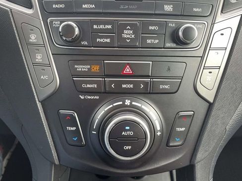 Used 2018 Hyundai Santa Fe Limited FWD image 27
