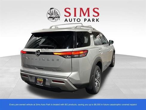 Used 2024 Nissan Pathfinder SL w/ Cargo Package image 39